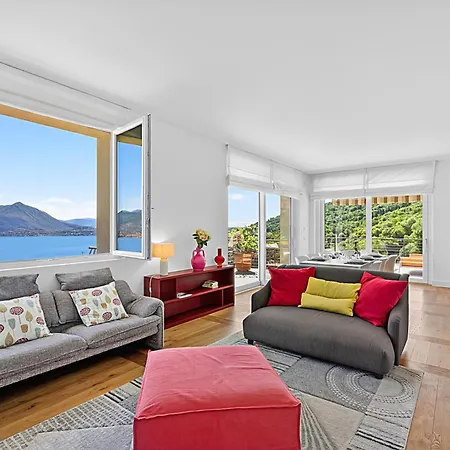 Villa Alessia - 4 Bed Villa With Lake Maggiore View Villa Stresa