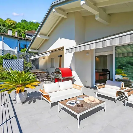 Villa Alessia - 4 Bed Villa With Lake Maggiore View