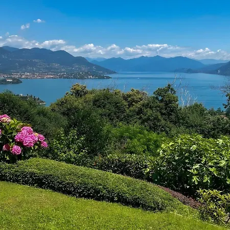 Villa Alessia - 4 Bed Villa With Lake Maggiore View