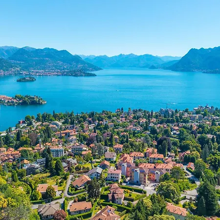 Villa Alessia - 4 Bed Villa With Lake Maggiore View Villa
